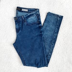 AEROPOSTALE High Rise Acid Wash Distressed Jegging Jeans Size 10R